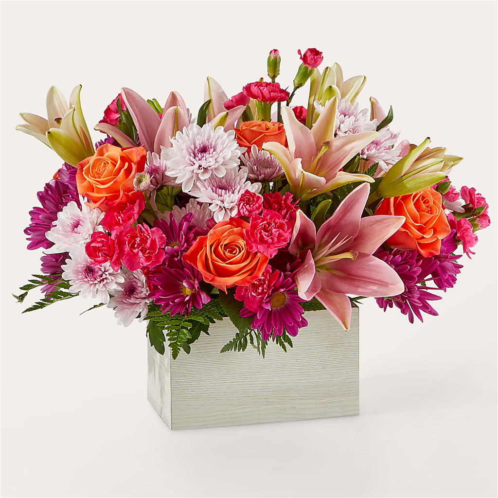 Light of My Life Box Bouquet – Fleuriste Ampleman Florist Enr, Chateauguay PQ