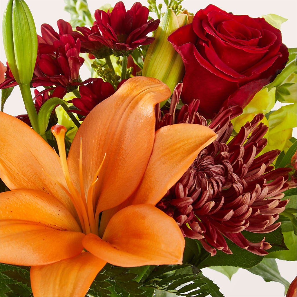 Sweater Season - A Florist Original – Fleuriste Ampleman Florist Enr, Chateauguay PQ
