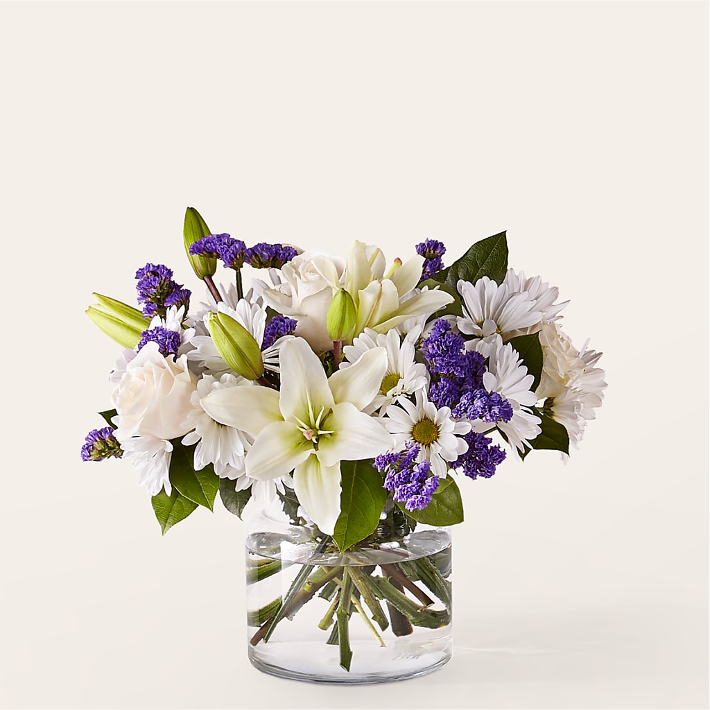 Beyond Blue Bouquet – Fleuriste Ampleman Florist Enr, Chateauguay PQ