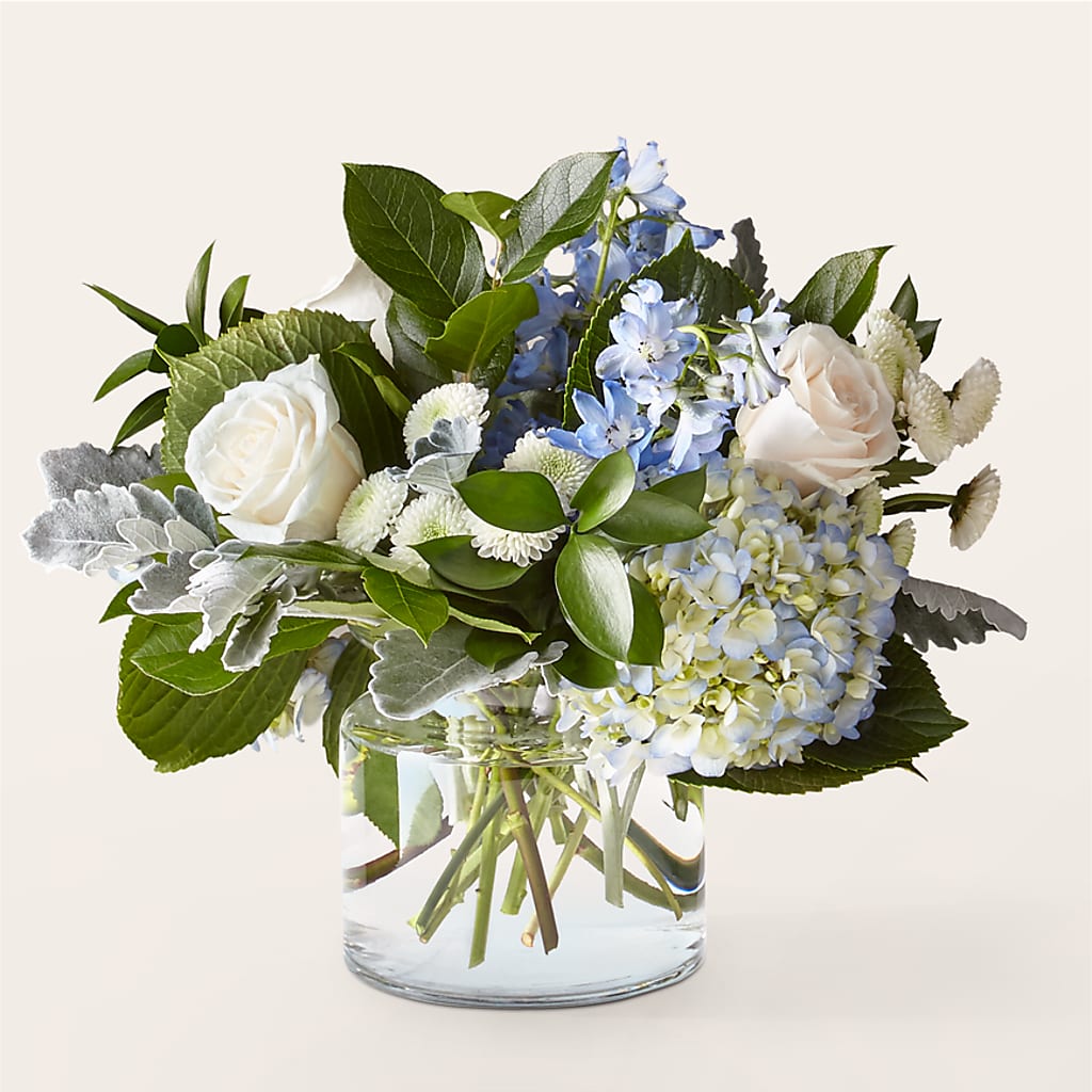 Clear Skies Bouquet – Fleuriste Ampleman Florist Enr, Chateauguay PQ