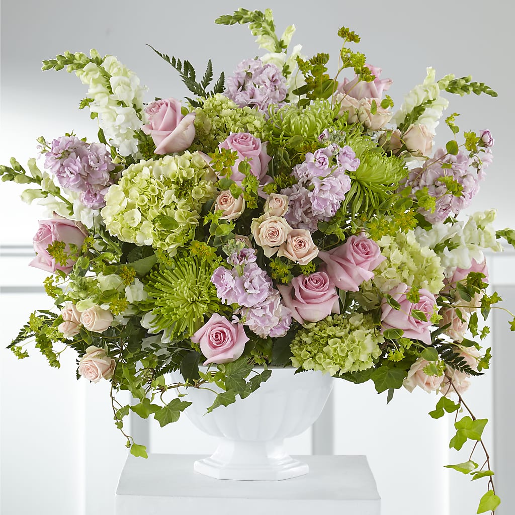 Radiant Embrace Arrangement – Fleuriste Ampleman Florist Enr, Chateauguay PQ