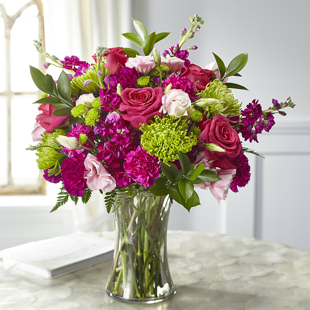 Everlasting Embrace Bouquet – Fleuriste Ampleman Florist Enr, Chateauguay PQ