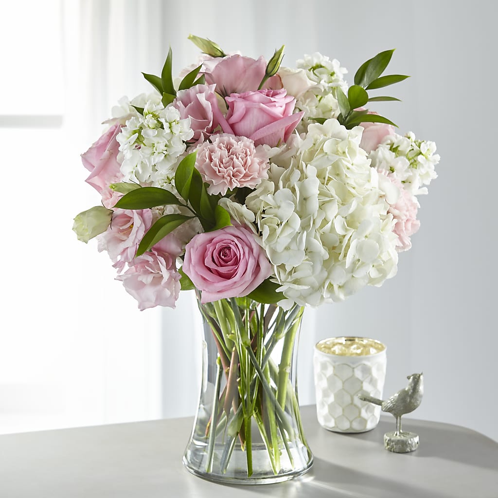 Guiding Grace Bouquet – Fleuriste Ampleman Florist Enr, Chateauguay PQ