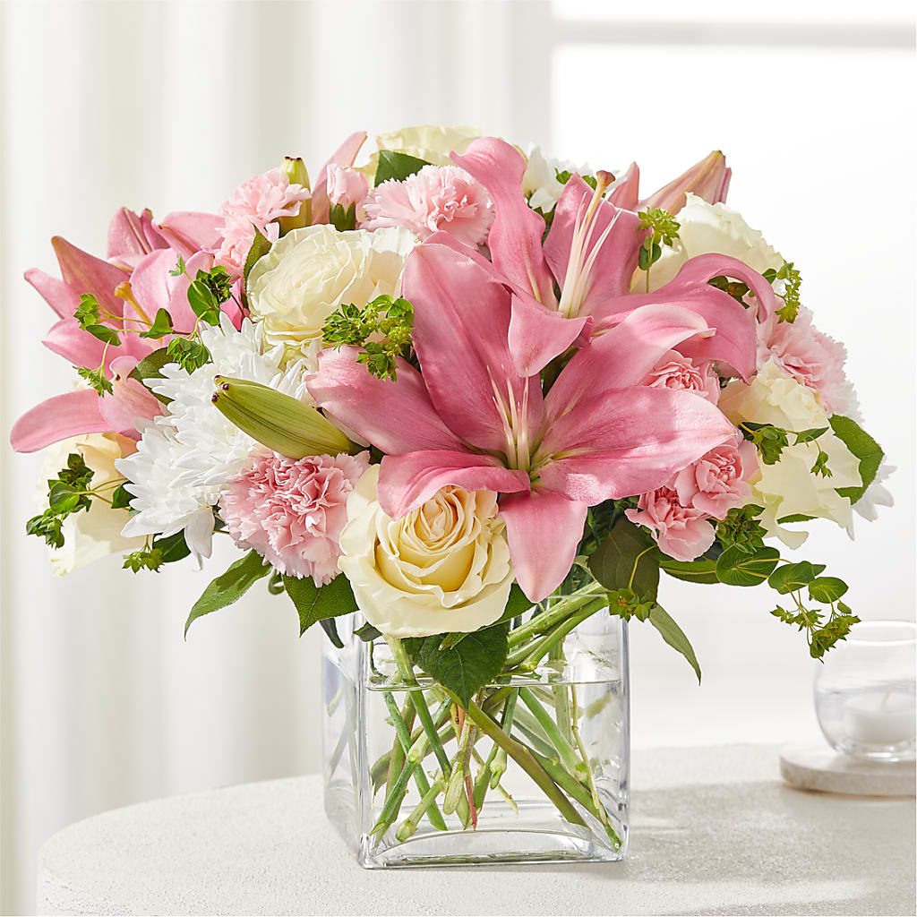By Your Side Bouquet – Fleuriste Ampleman Florist Enr, Chateauguay PQ
