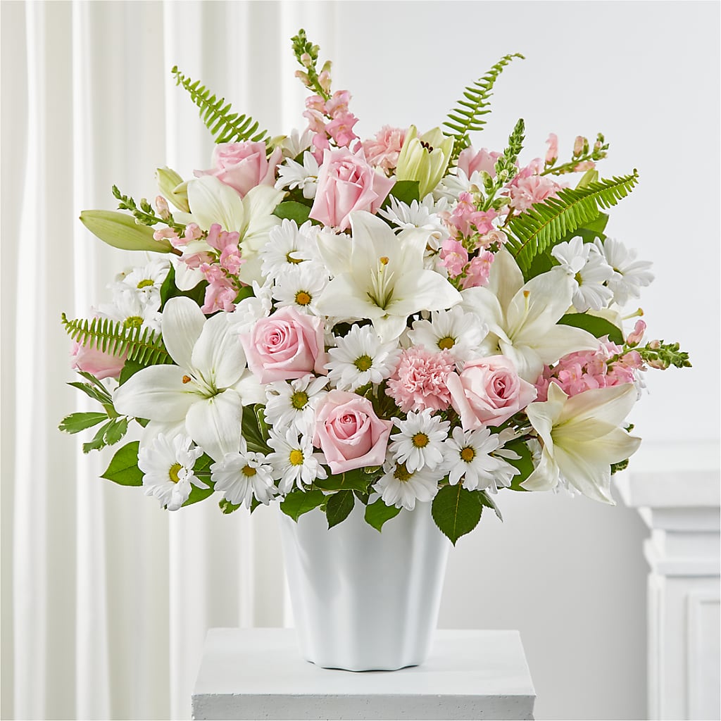 Soft Touch Tabletop Basket – Fleuriste Ampleman Florist Enr, Chateauguay PQ