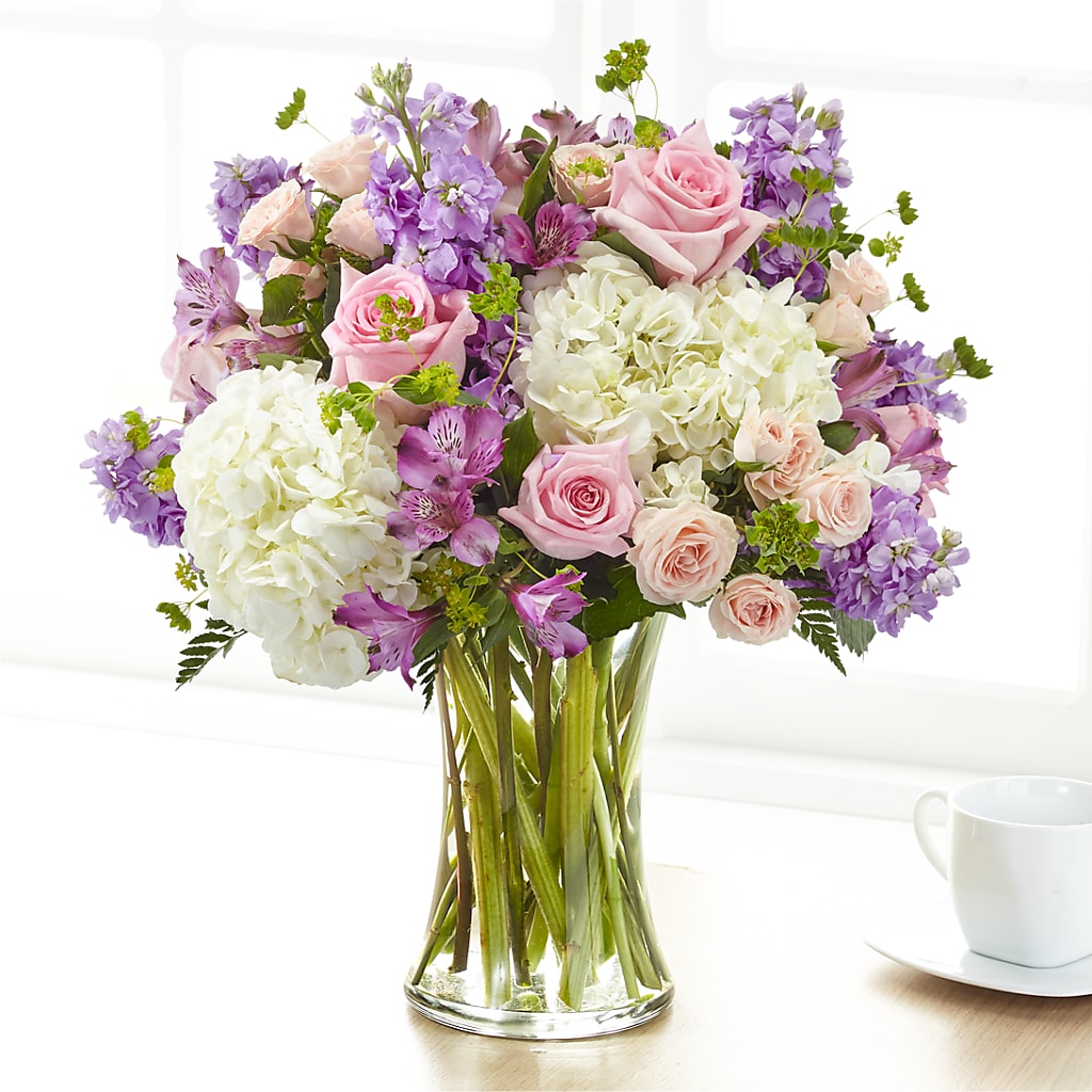 Shared Sentiment Bouquet – Fleuriste Ampleman Florist Enr, Chateauguay PQ