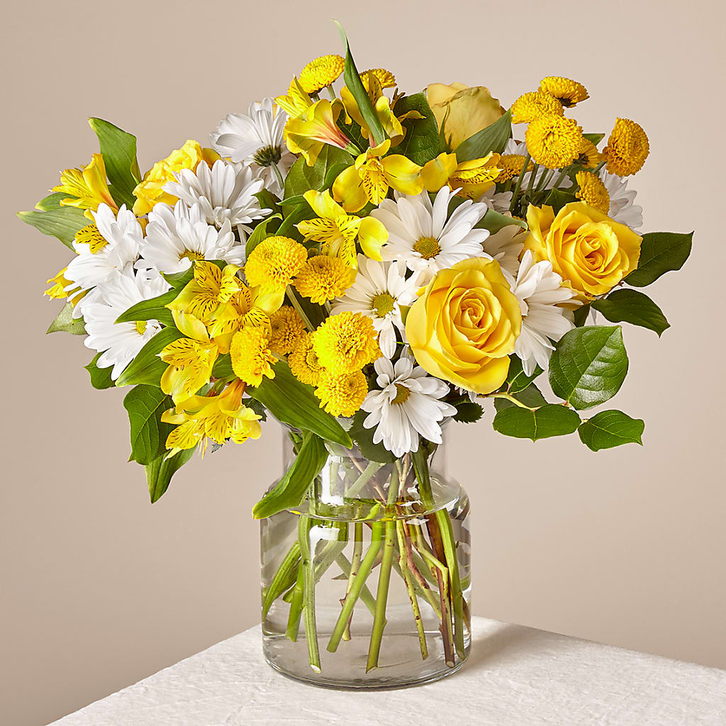 Sunny Sentiments Bouquet – Fleuriste Ampleman Florist Enr, Chateauguay PQ