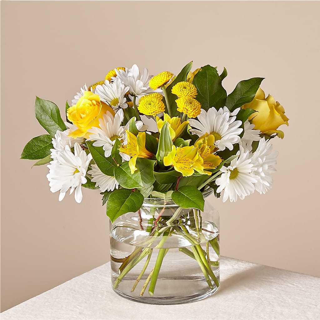 Sunny Sentiments Bouquet – Fleuriste Ampleman Florist Enr, Chateauguay PQ