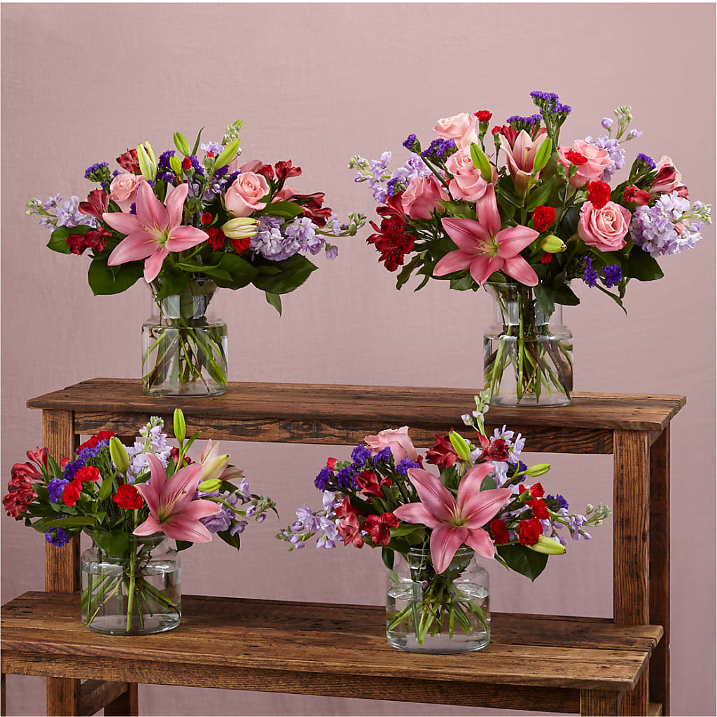 Romantique Bouquet –  Fleuriste Ampleman Florist Enr, Chateauguay PQ