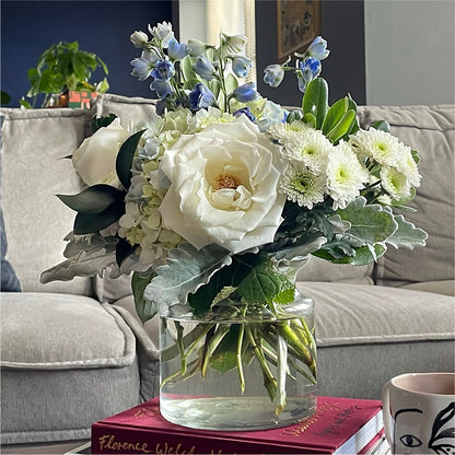 Clear Skies Bouquet –  Fleuriste Ampleman Florist Enr, Chateauguay PQ