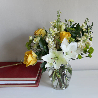Hope & Serenity Bouquet –  Fleuriste Ampleman Florist Enr, Chateauguay PQ