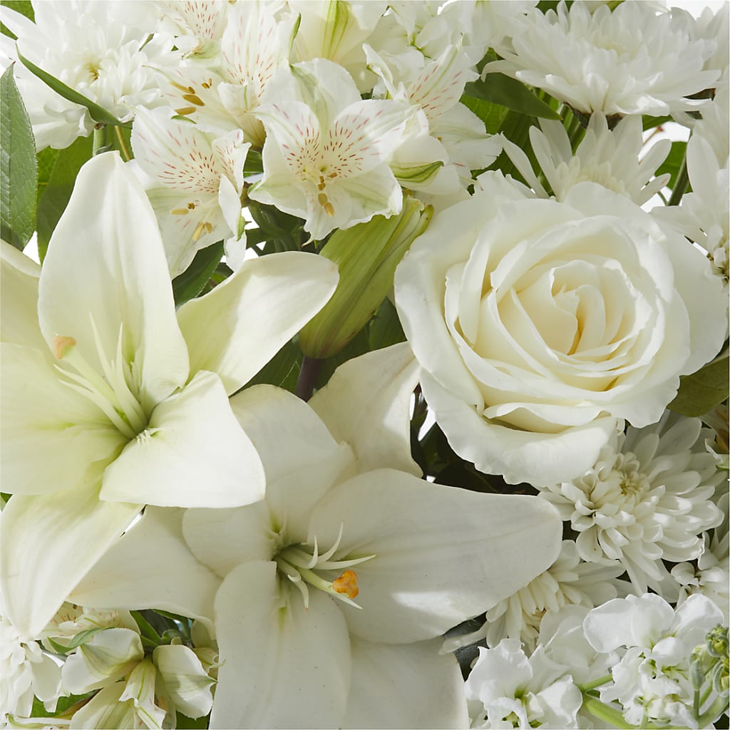 Peaceful Reflections Arrangement –  Fleuriste Ampleman Florist Enr, Chateauguay PQ