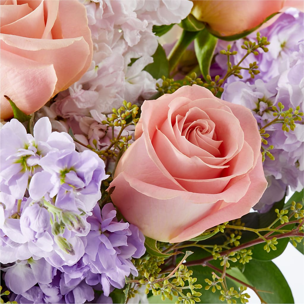 Embraced Bouquet –  Fleuriste Ampleman Florist Enr, Chateauguay PQ
